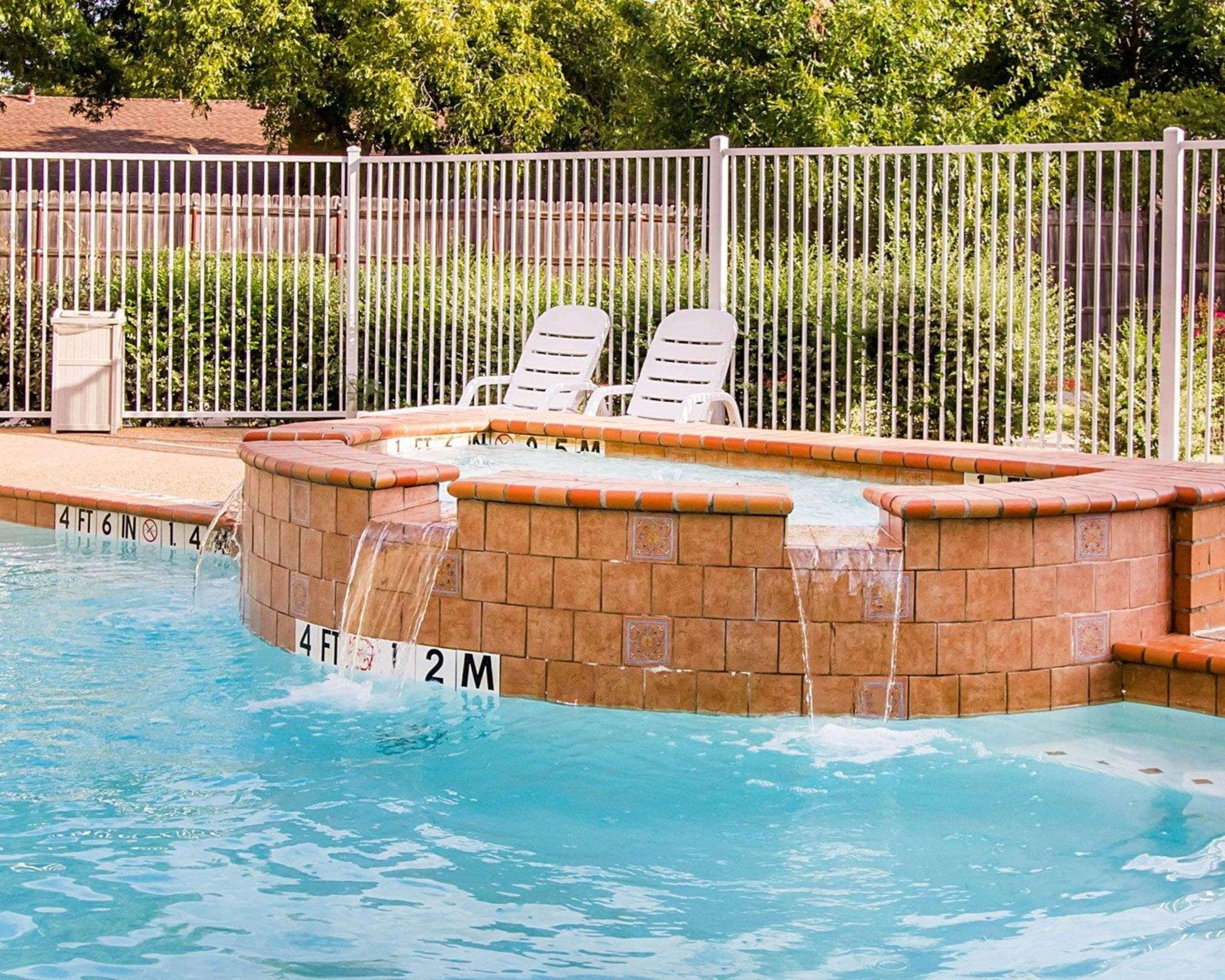 Comfort Suites Abilene Exterior photo